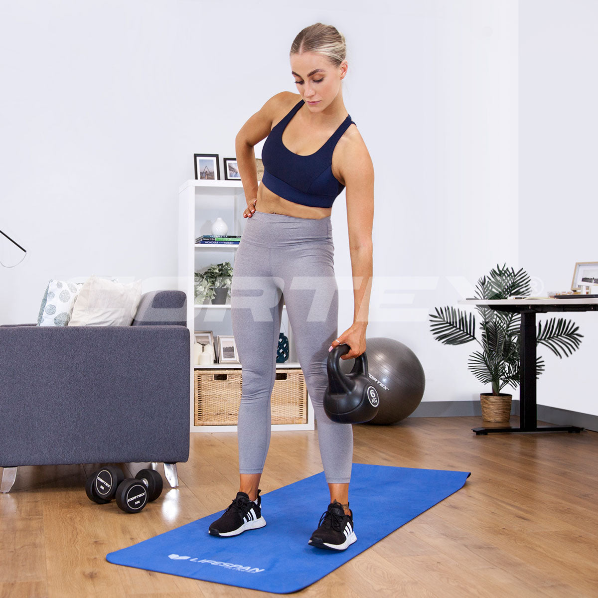 NNEDSZ 8kg Standard Kettlebell-1